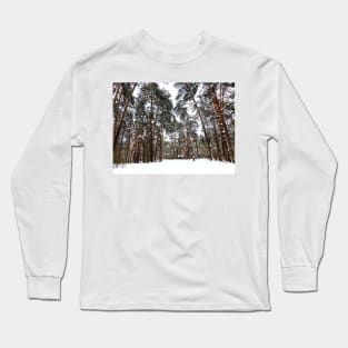 View at the Striginsky Bor Forest Park in Nizhny Novgorod with pine trees, snow, building Long Sleeve T-Shirt